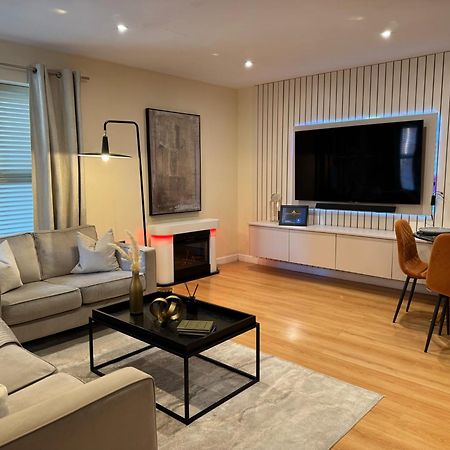 Vikings Apartment With Private Parking & Terrace Йорк Экстерьер фото